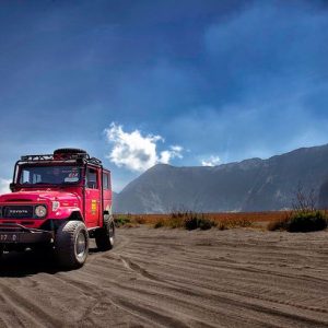 Sewa Jeep - Gunung Bromo & Kaki Bukit Widodaren